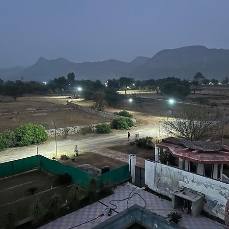 Green Vatika Farm Jaipur Bagian luar foto